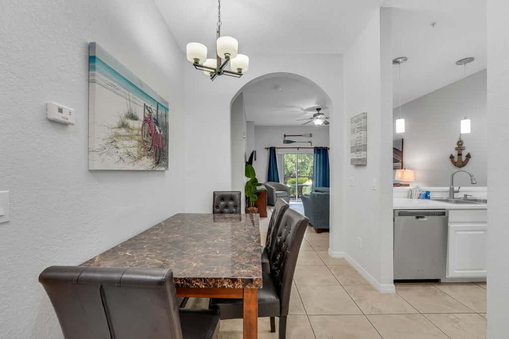 Exclusive villa: pool, EV charger, near Disney
