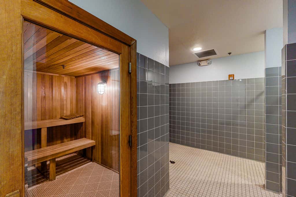 First floor lake view condo w/ pool & hot tub access, private W/D, & central AC