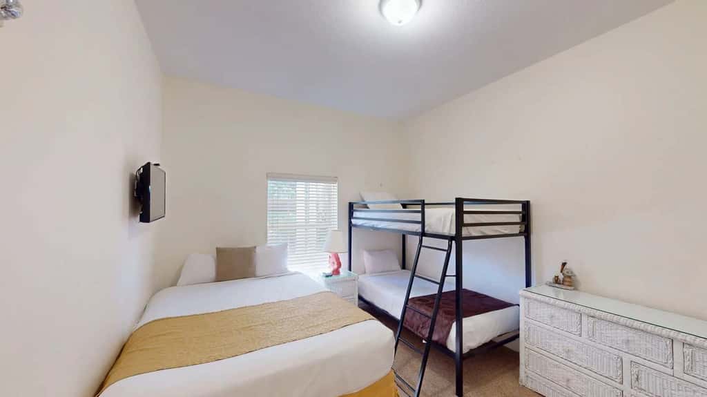 Exclusive 3BR Villa: Pools, Near Disney