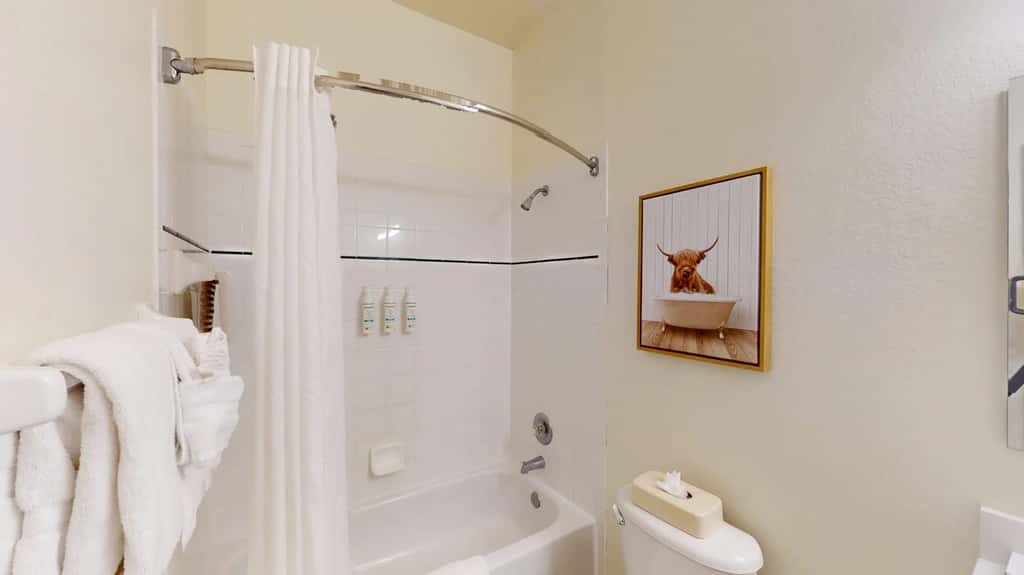 Exclusive 3BR Villa: Pools, Near Disney
