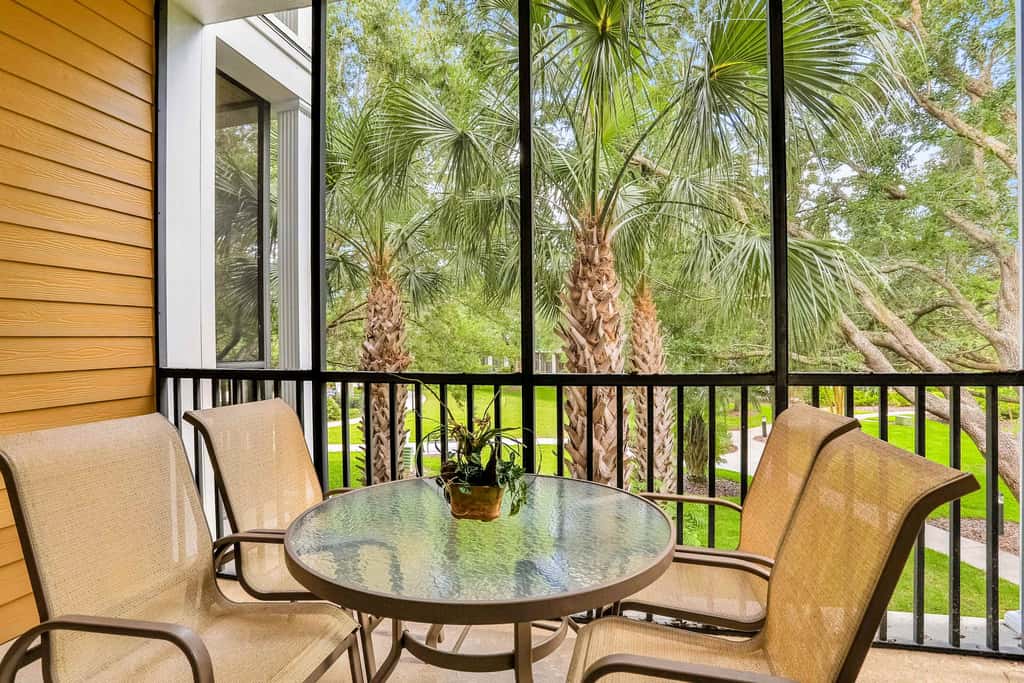 Condo w/ shared pools, fitness center - near Old Lake Davenport & Disney