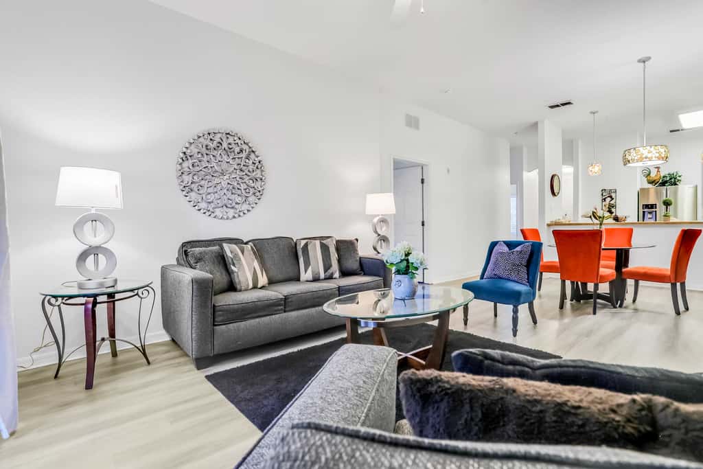 Condo w/ shared pools, fitness center - near Old Lake Davenport & Disney