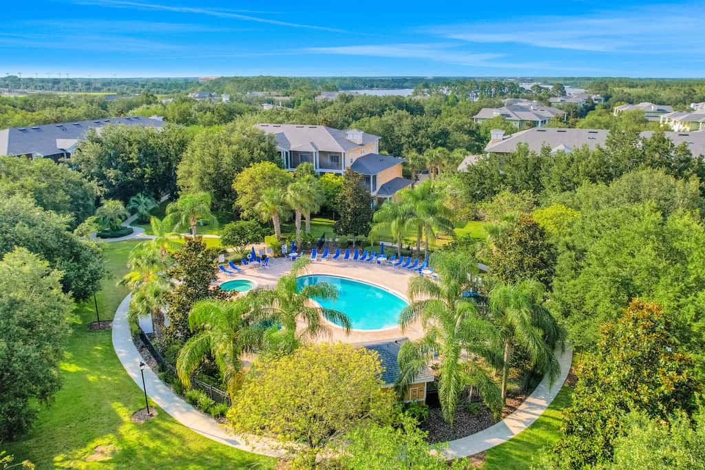 Condo w/ shared pools, fitness center - near Old Lake Davenport & Disney