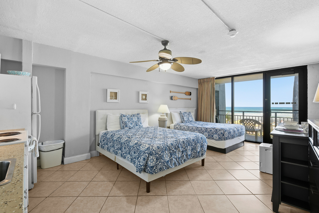 Hawaiian Inn 209