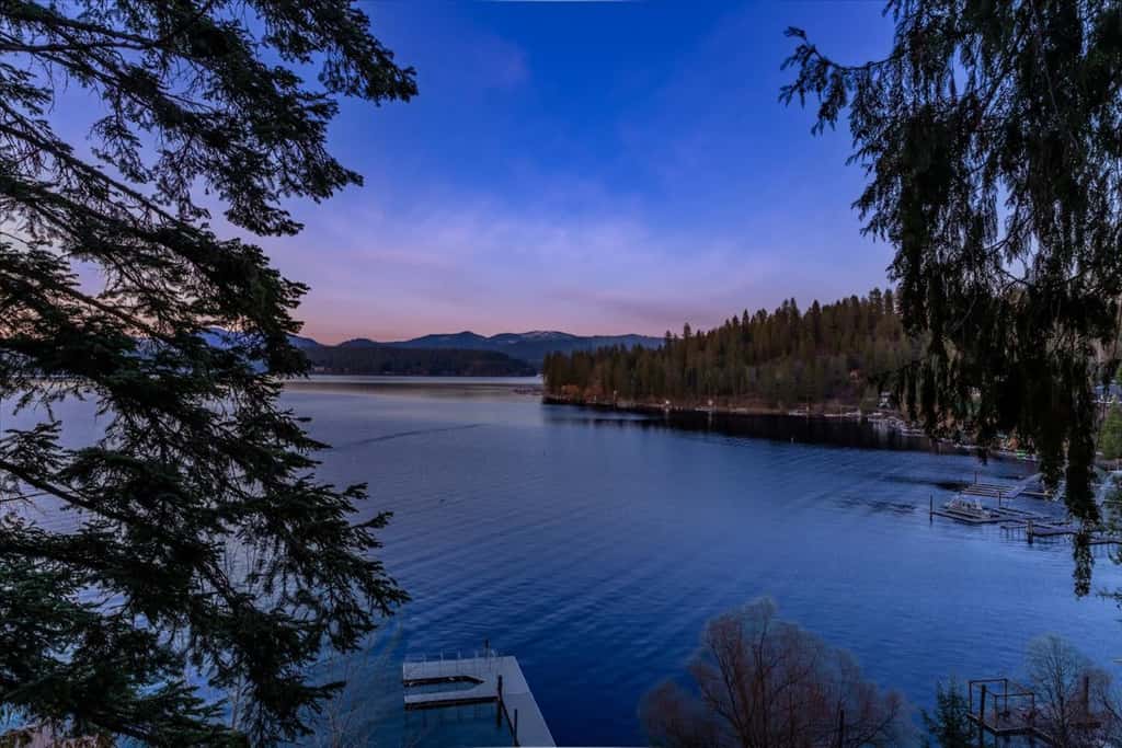 Unwind at Deja View Upper