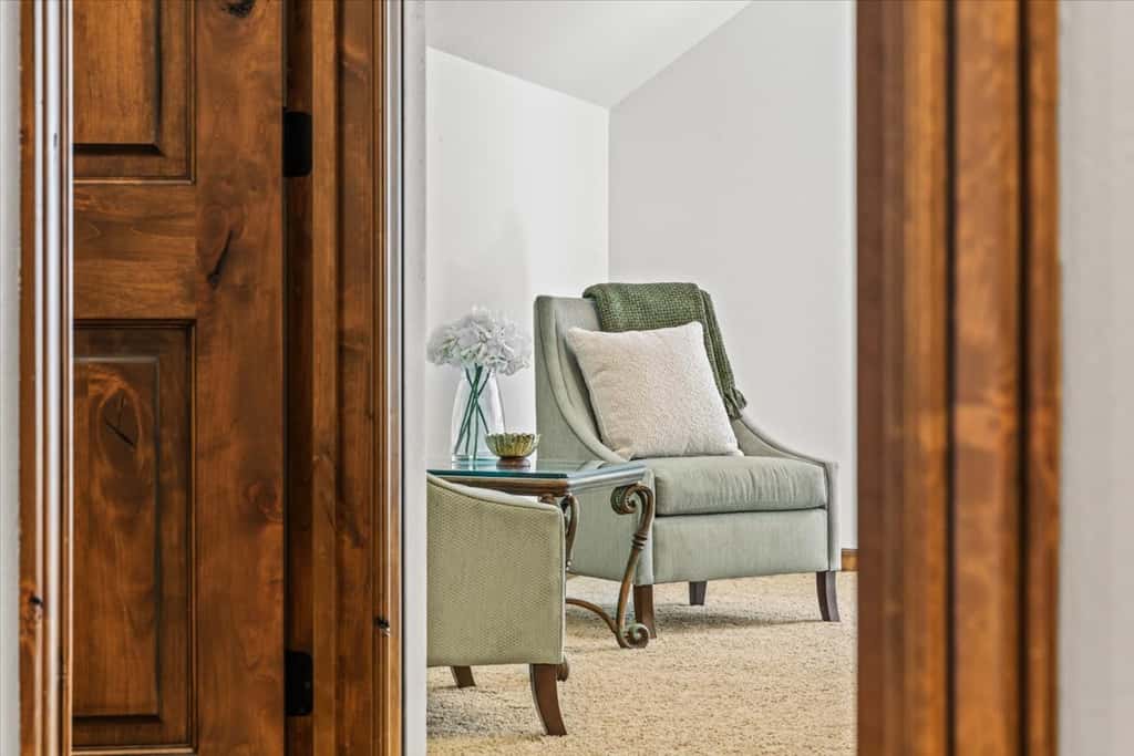 Unwind at Deja View Upper