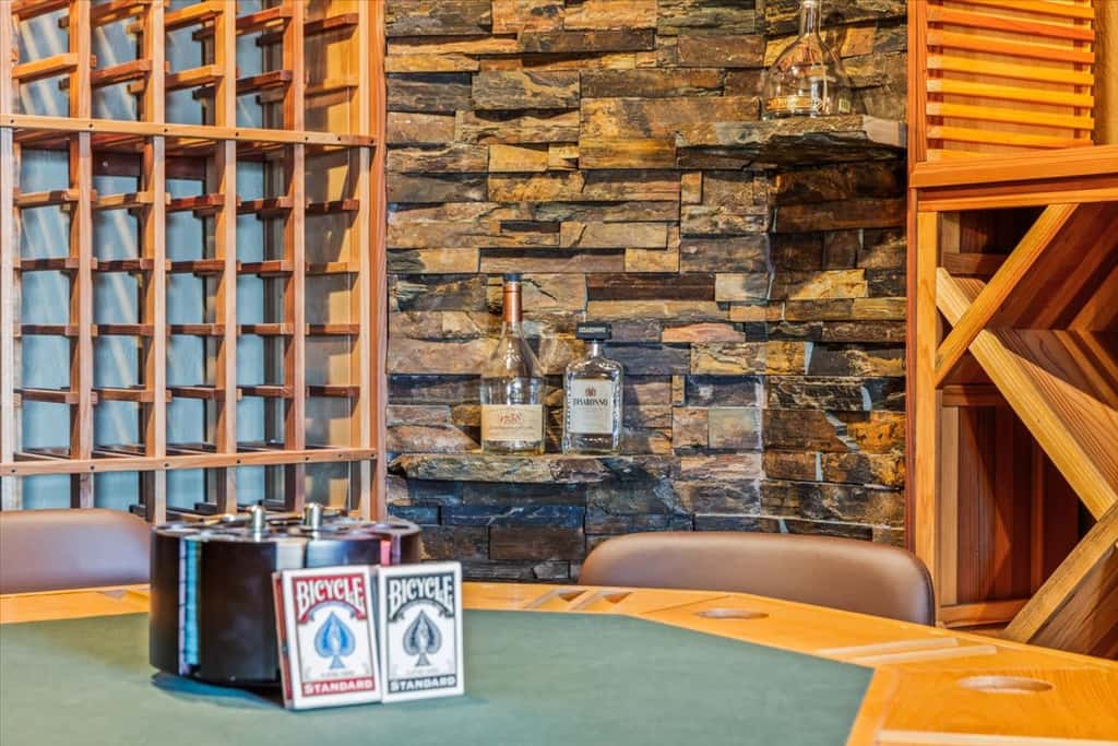 Unwind at Deja View Upper