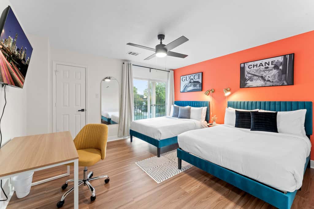 NRG MedCenter 2BD/2.5BA w FencedYard & WasherDryer