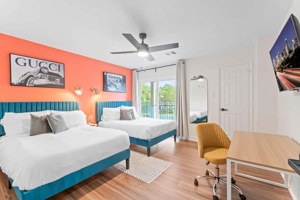 NRG MedCenter 2BD/2.5BA w FencedYard & King Bed