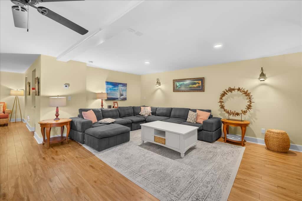 Family friendly home with game room, hot tub, steps to ocean