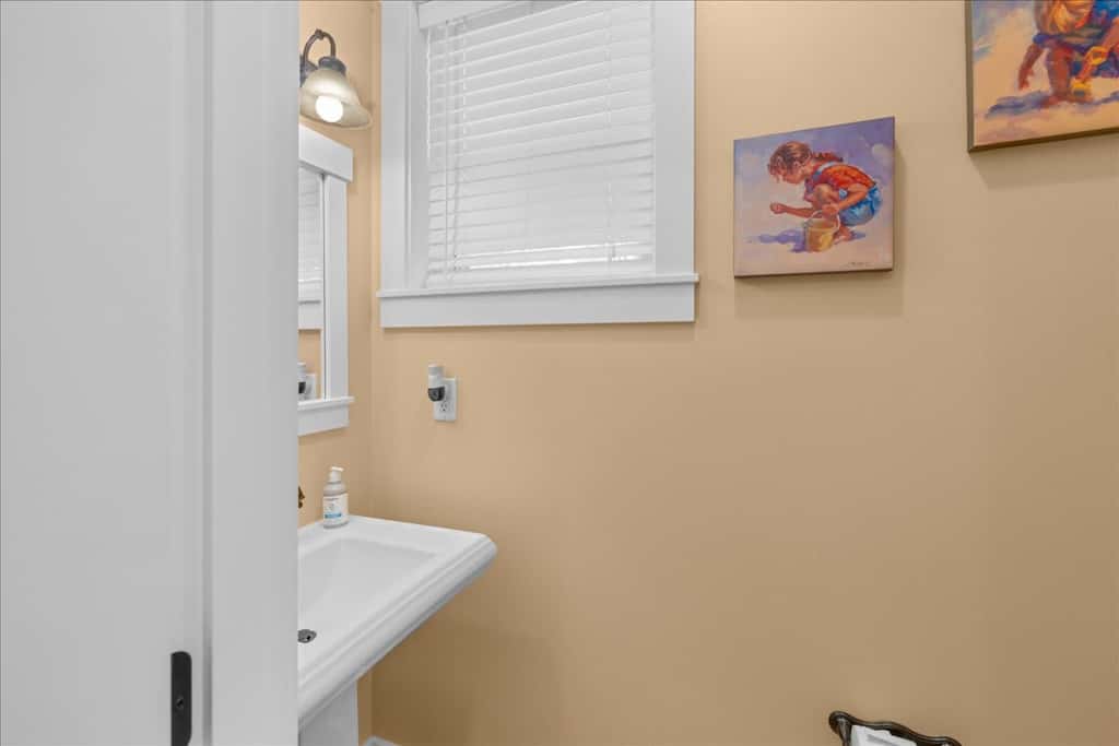 Family friendly home with game room, hot tub, steps to ocean