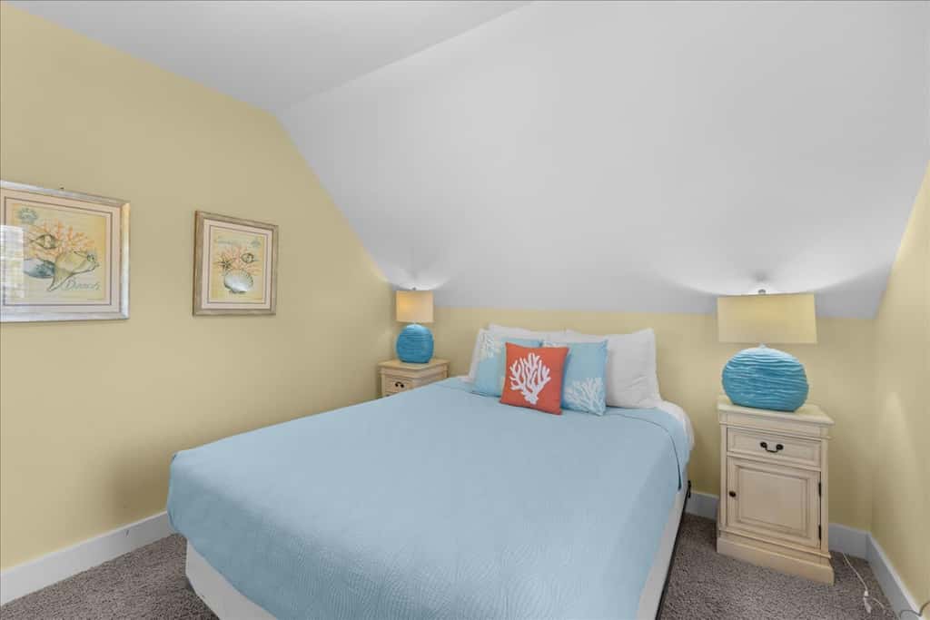 Family friendly home with game room, hot tub, steps to ocean