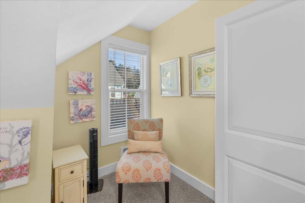 Family friendly home with game room, hot tub, steps to ocean