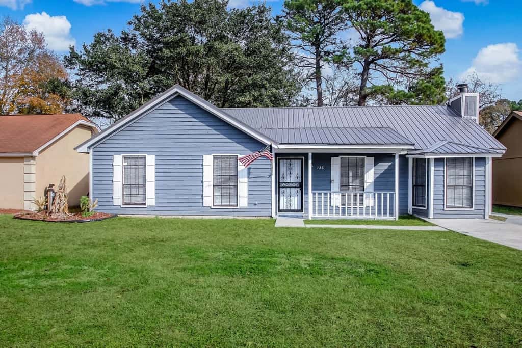 Mins to Downtown & Islands! Robinhood Cottage
