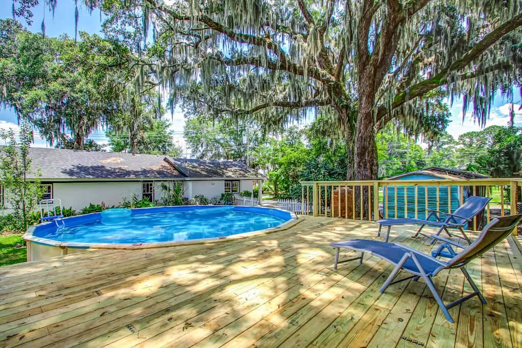 Studio w/ Gazebo-Swanky Savannah Style