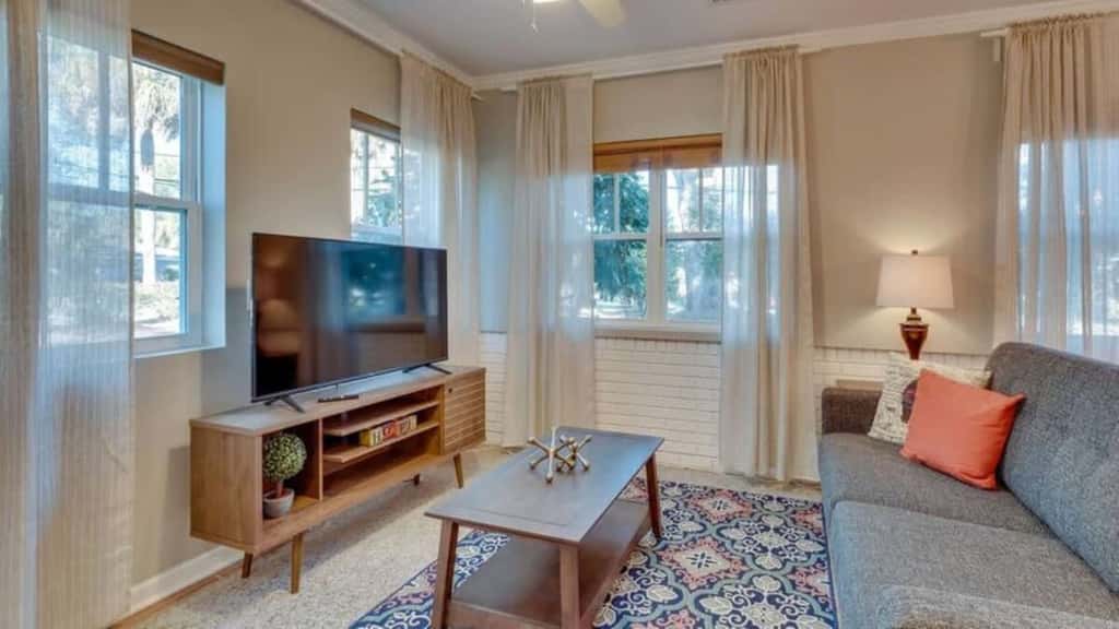 Studio w/ Gazebo-Swanky Savannah Style