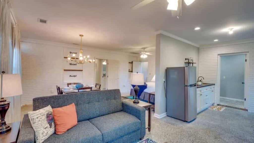 Studio w/ Gazebo-Swanky Savannah Style
