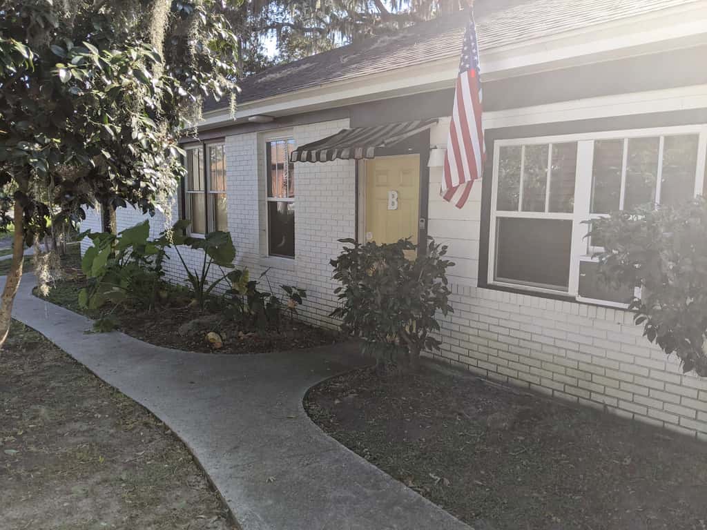 Studio w/ Gazebo-Swanky Savannah Style