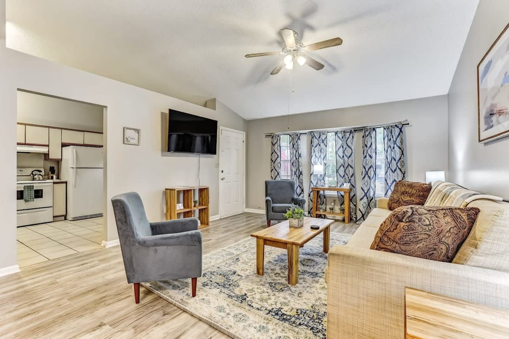 Mins to Downtown & Islands Garfield Getaway