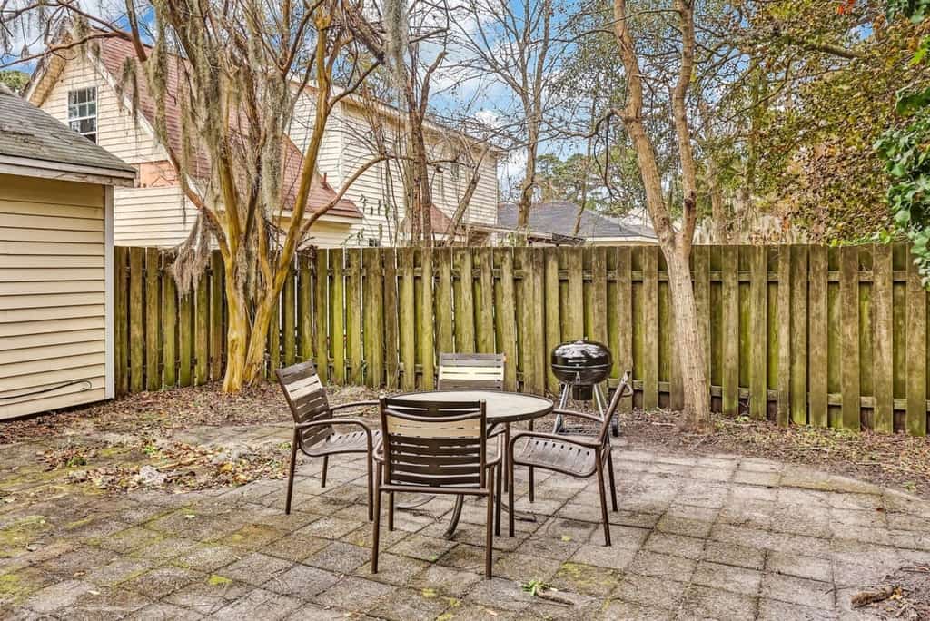 Fenced Yard, Patio & BBQ · Historic District Area