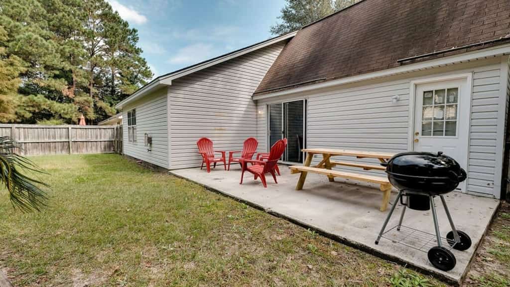 Fenced Backyard & Grill Near Historic District