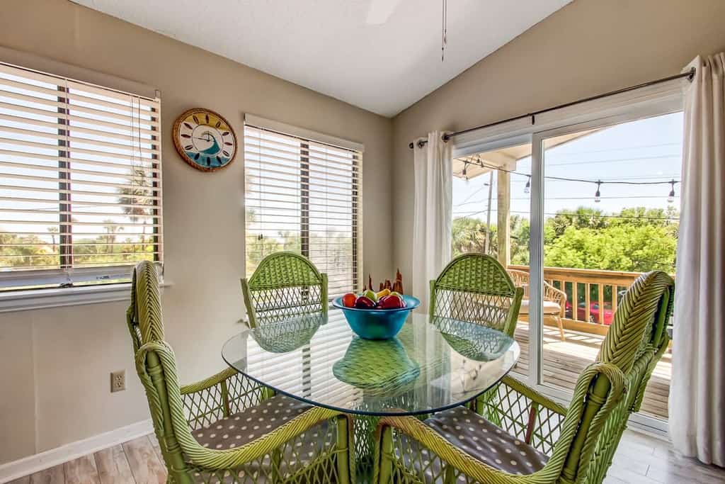 Upstairs Condo with Deck & Beach Boardwalk Access