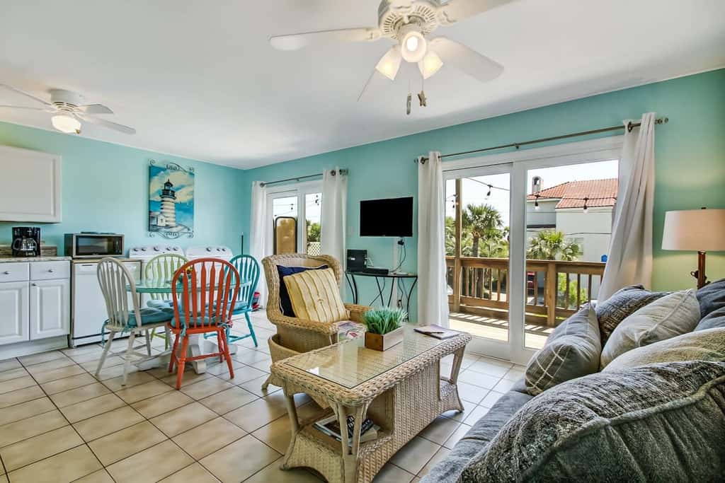 Unit D, 1 2nd Ave, Tybee
