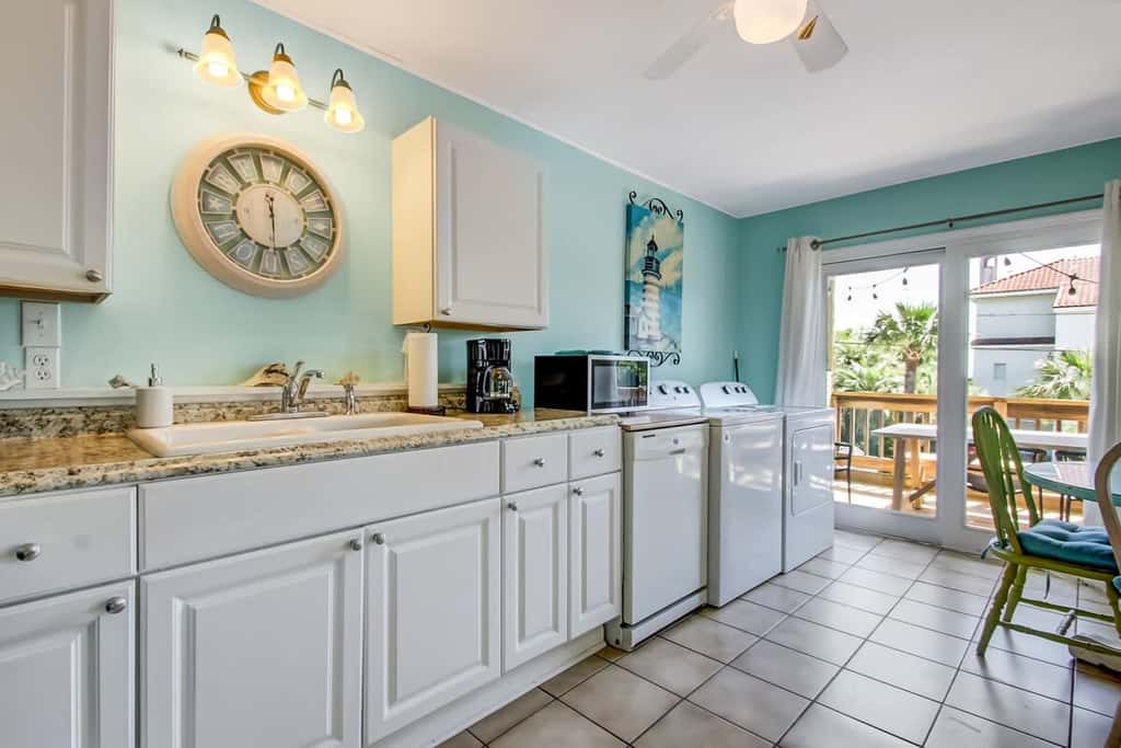 Unit D, 1 2nd Ave, Tybee