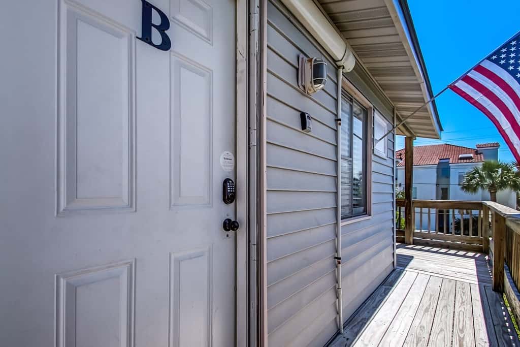 Unit D, 1 2nd Ave, Tybee