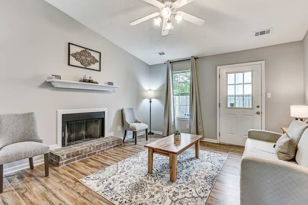 Pet-Friendly Stay with Patio & BBQ Near Historic Downtown