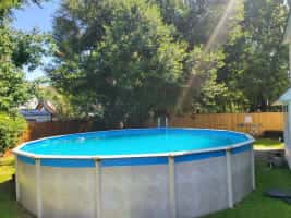 Fenced Yard w/ Pool! Laurelwood Lodging