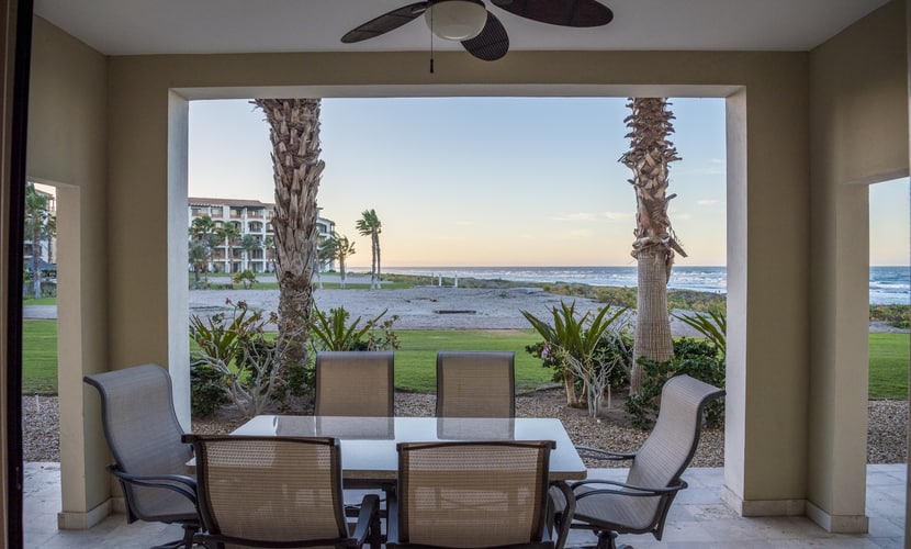 Beautiful condo ocean view at Paraíso del Mar!