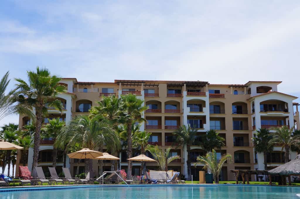 B203-Beautiful front ocean condo