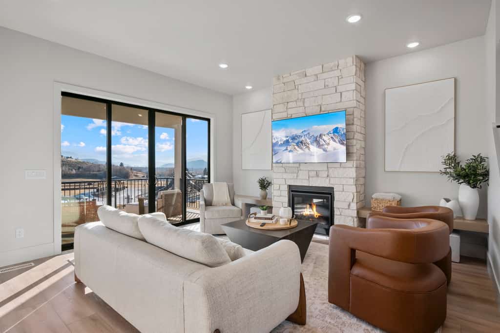Deer Valley Modern 5br5ba Sleeps 16, HotTub-Views