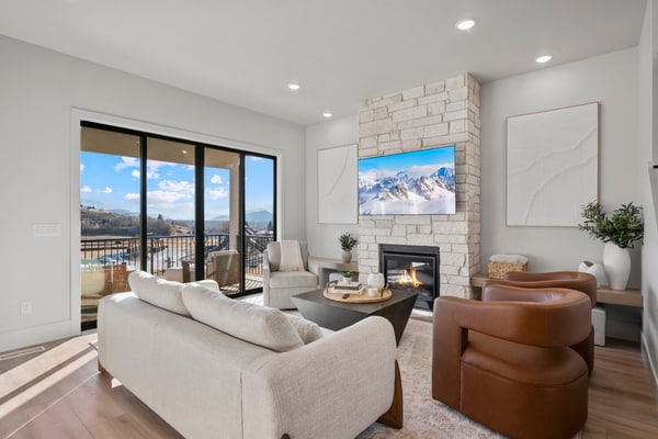 Deer Valley Modern 5br5ba Sleeps 16, HotTub-Views