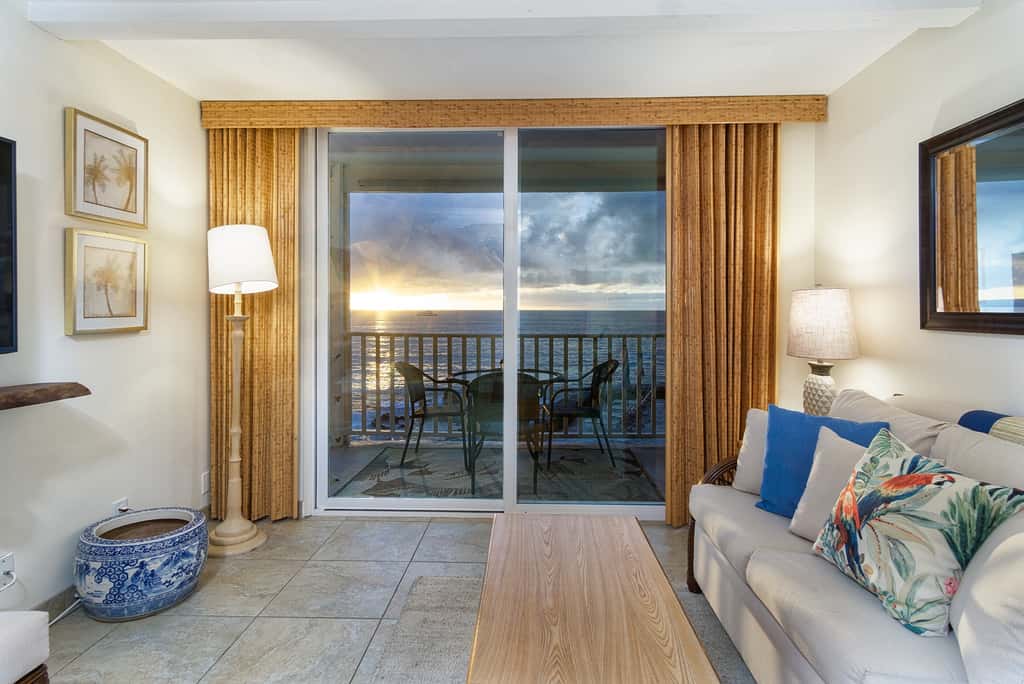 Hale Kona Kai 206