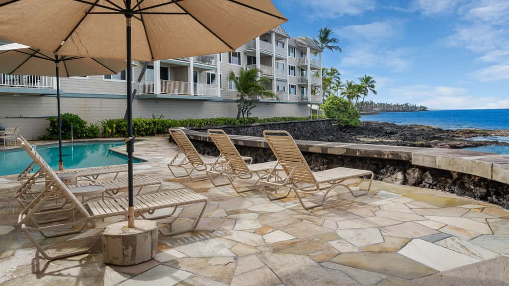 Hale Kona Kai 206