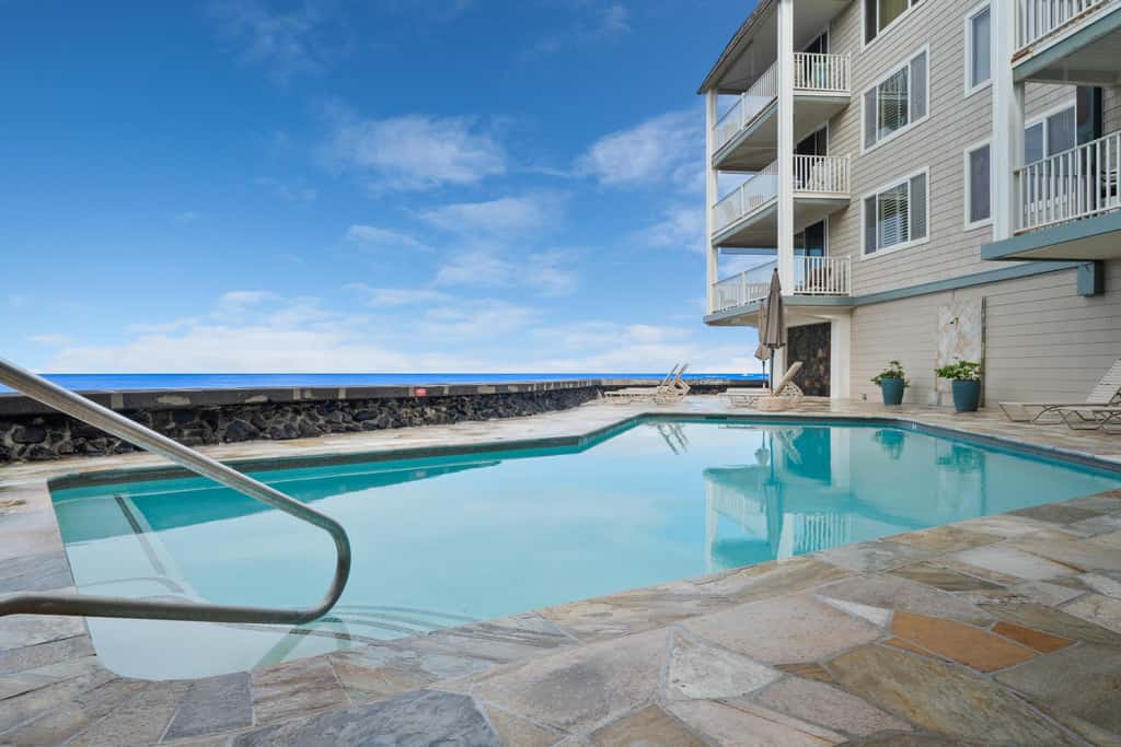Hale Kona Kai 206