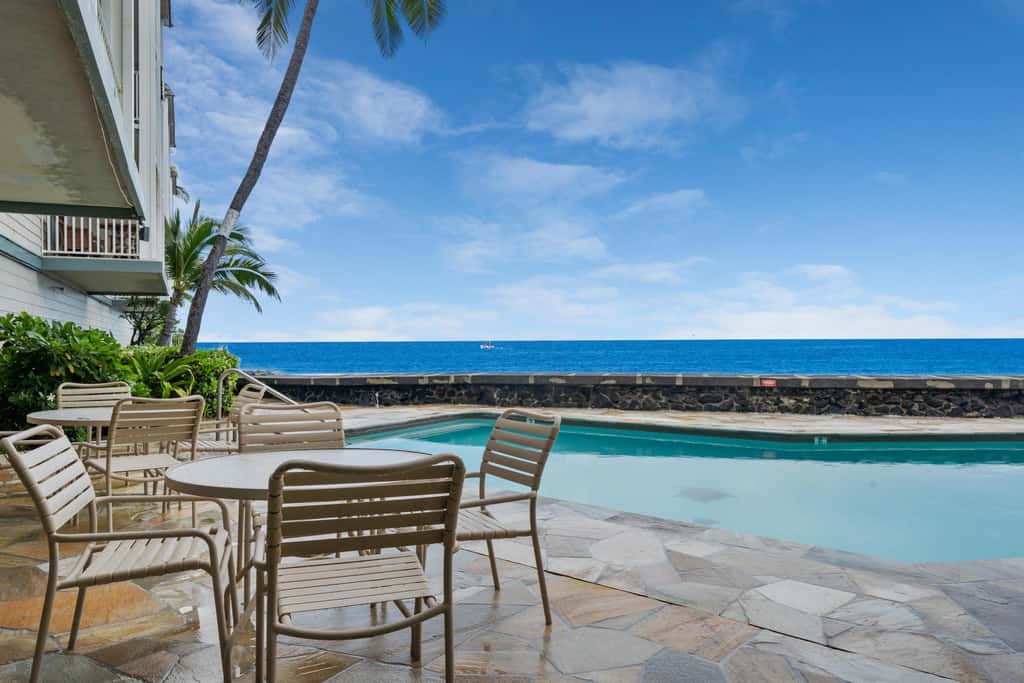 Hale Kona Kai 206
