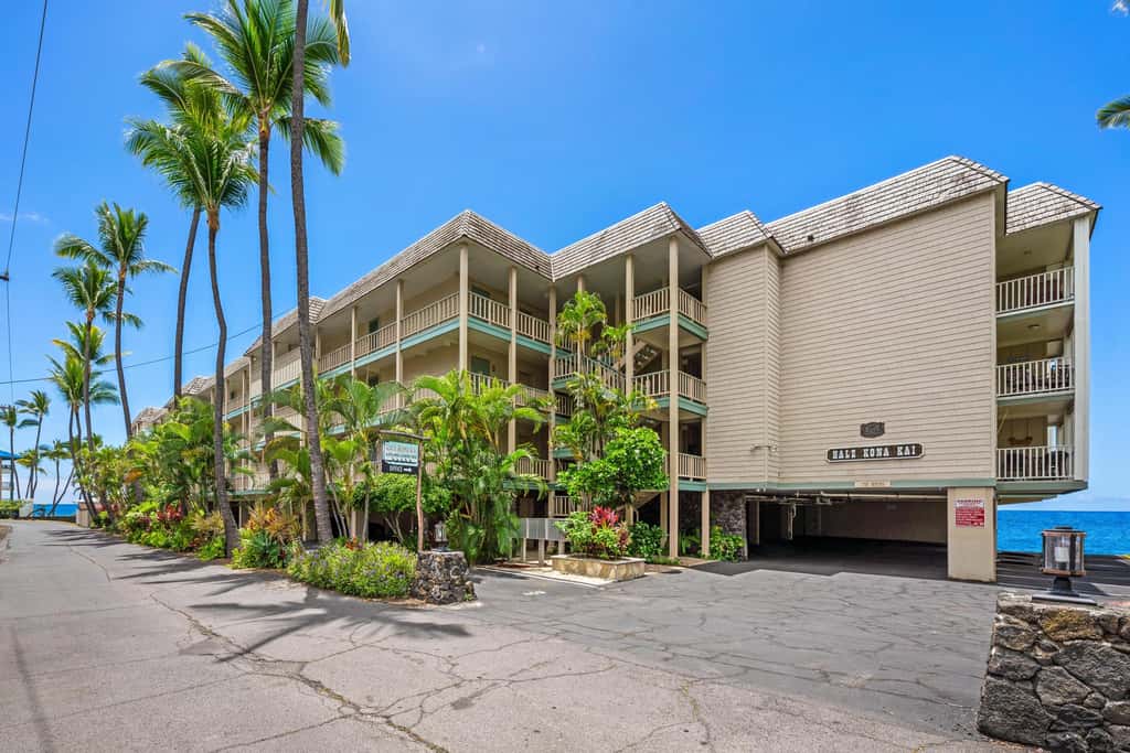 Hale Kona Kai 206