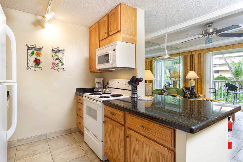 Hale Kona Kai 209