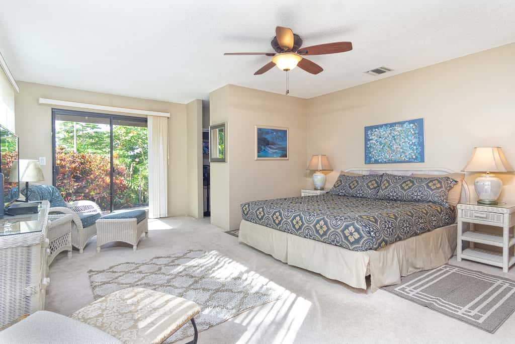 Hale Naniloa - White Sands Beach Home