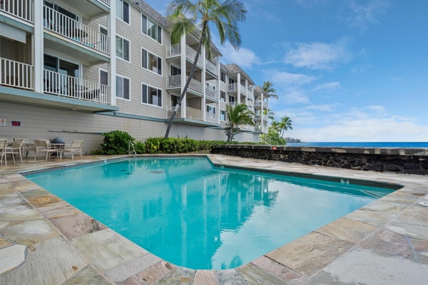 True and Absolute Oceanfront Condo π
Breathtaking Views From The Lanai!πHale Kona Kai 402