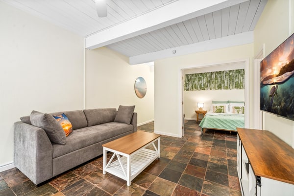Kona Mansions - C108 ๐น 1 bedroom Garden view Kona Town ๐บ