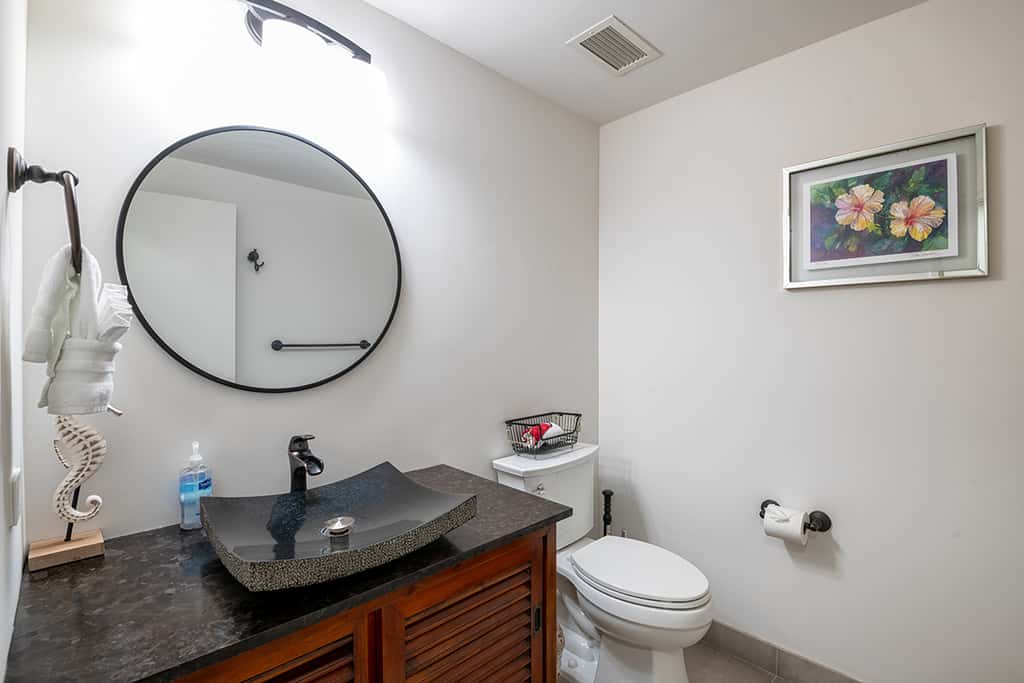Primo Kona Condo
