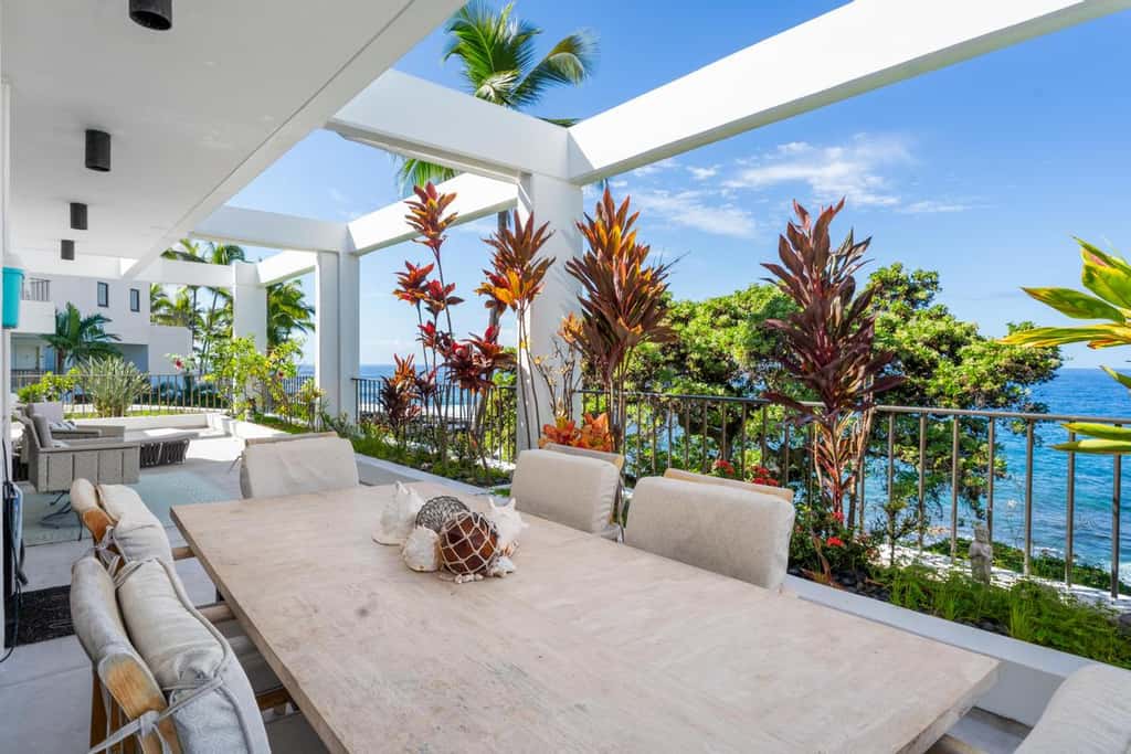 Primo Kona Condo
