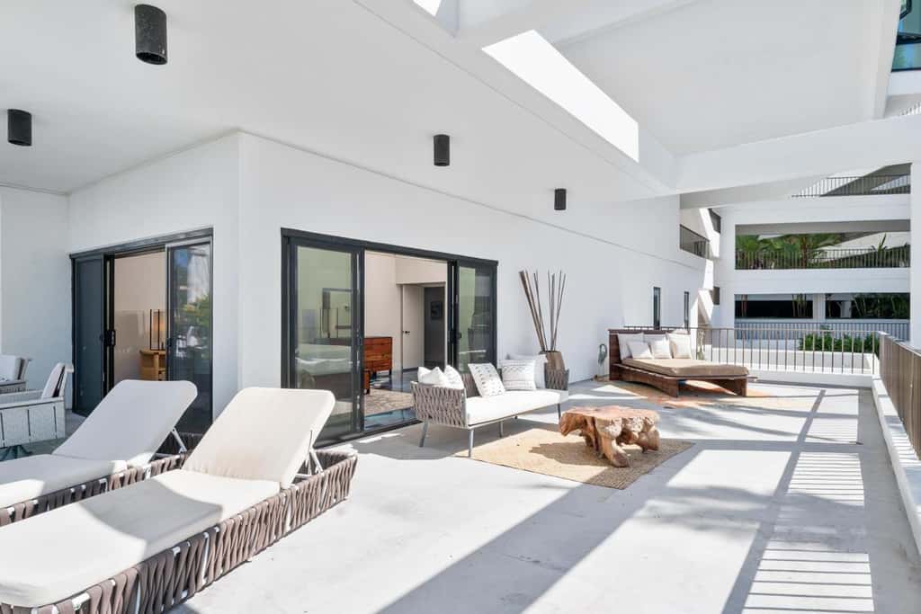 Primo Kona Condo