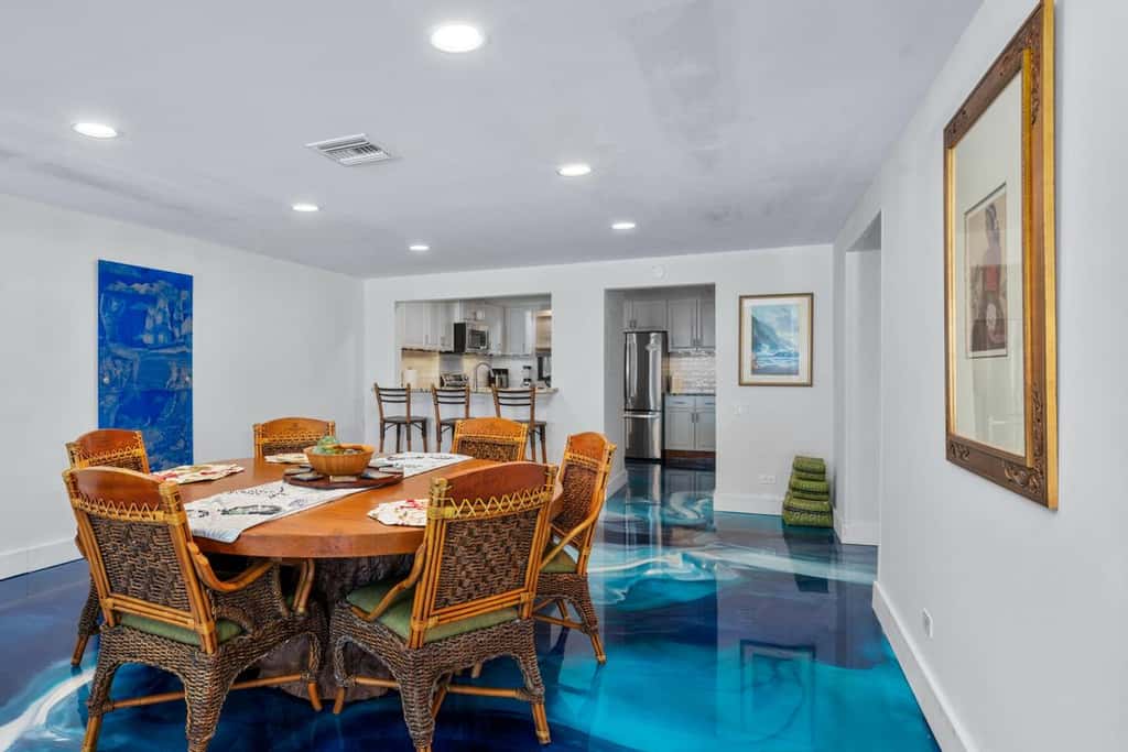 Primo Kona Condo