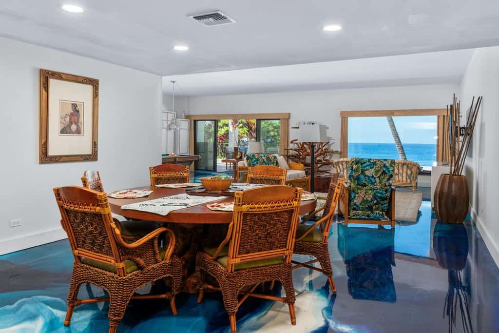 Primo Kona Condo