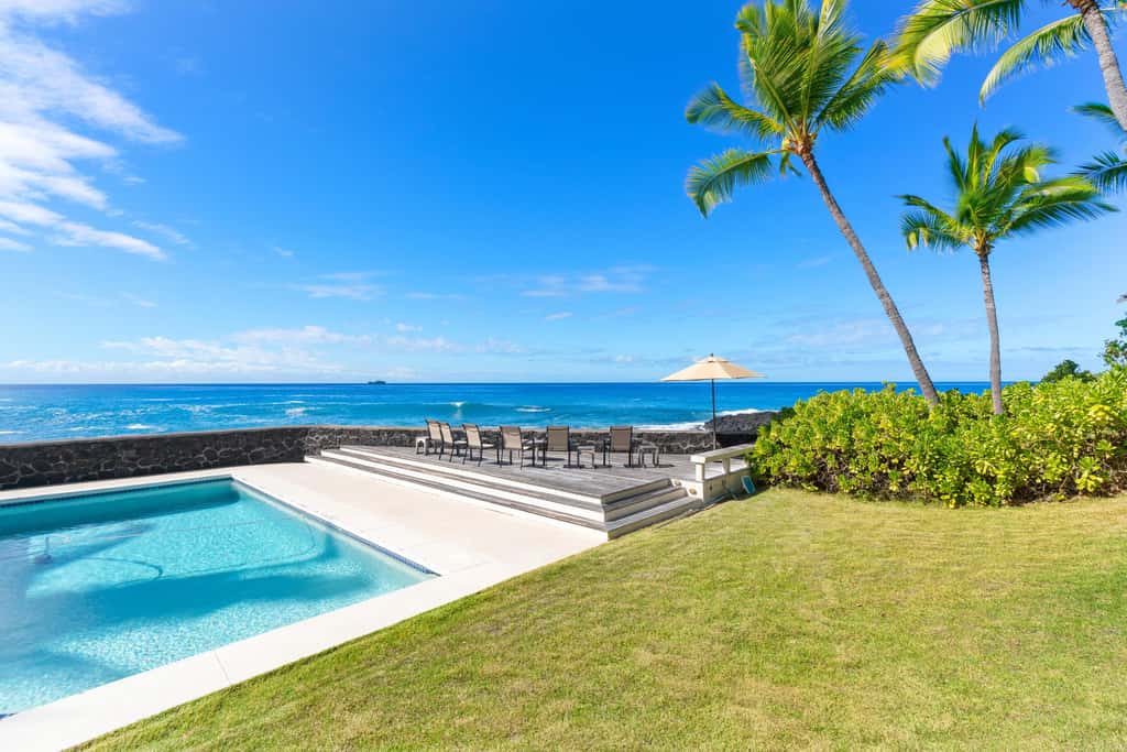 Hale Kalani Estate